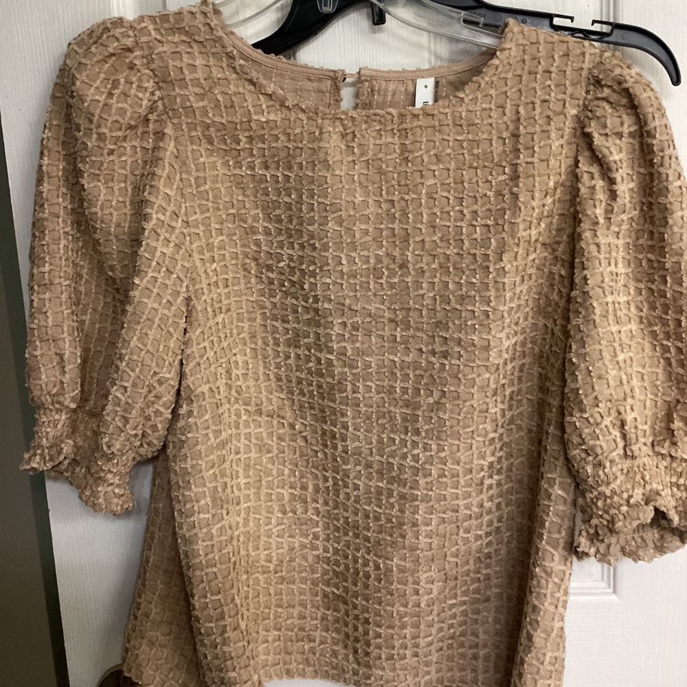 Boutique textured fall  top size small
